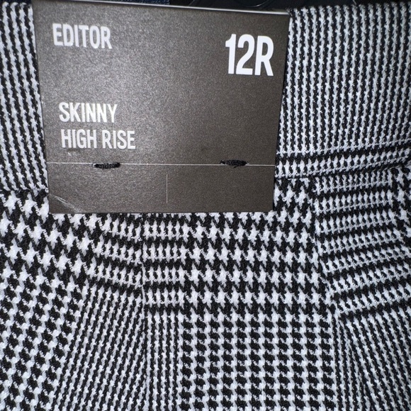 NWT Express Women's Black and White Plaid Pants - Picture 10 of 11